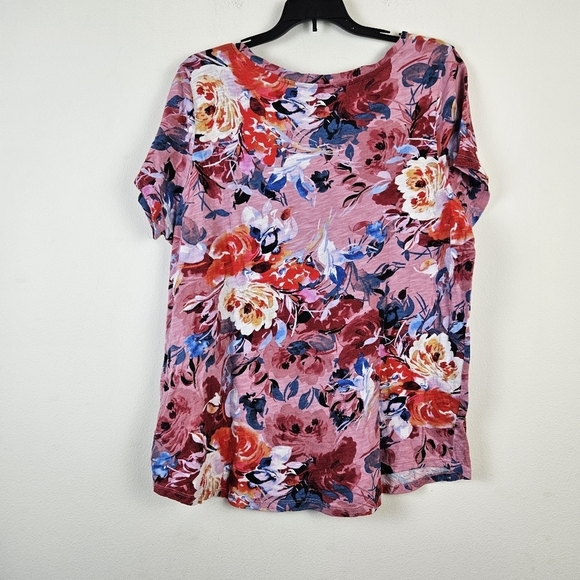 Torrid Classic Fit Top 4X Pink Floral Short Sleeve V-Neck Size 0/L - Picture 5 of 6